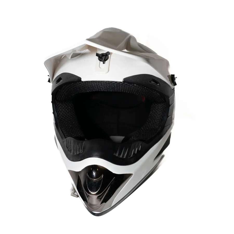 White Helmet - Image 3